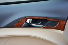 2015款传祺GA5增程式尊享版