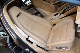 2014款保时捷Panamera
