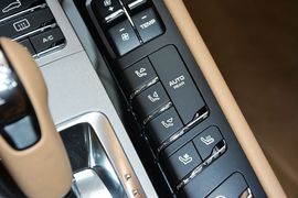 2014款保时捷Panamera