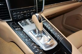 2014款保时捷Panamera