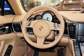 2014款保时捷Panamera