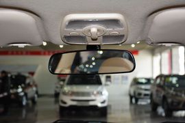 2013款风云2两厢1.5L手动锐意版