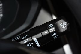 2013款风云2两厢1.5L手动锐意版