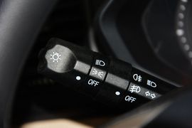 2013款风云2两厢1.5L手动锐意版