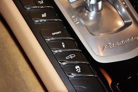 2014款保时捷Panamera