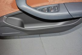 2014款奥迪A8L