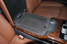 2014款奥迪A8L