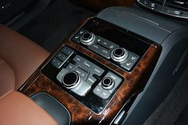 2014款奥迪A8L