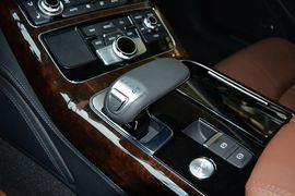 2014款奥迪A8L