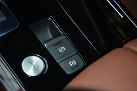 2014款奥迪A8L