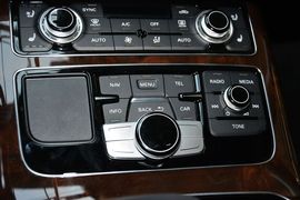 2014款奥迪A8L