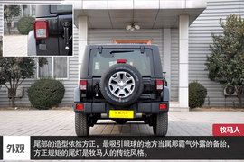Jeep牧马人3.0撒哈拉实拍