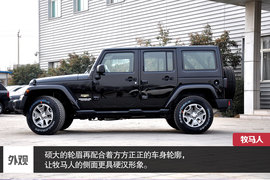 Jeep牧马人3.0撒哈拉实拍