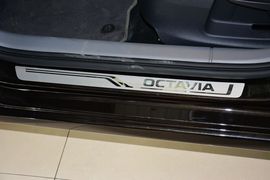 2015款斯柯达明锐1.6L自动逸杰版