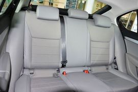 2015款斯柯达明锐1.6L自动逸杰版