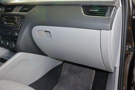 2015款斯柯达明锐1.6L自动逸杰版