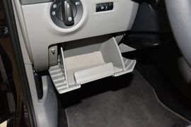 2015款斯柯达明锐1.6L自动逸杰版