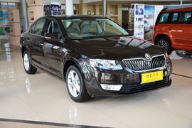 2015款斯柯达明锐1.6L自动逸杰版