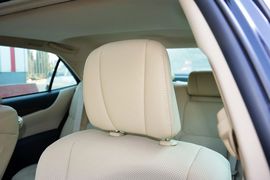 2015款丰田皇冠2.5L尊享版