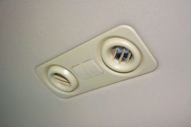 2015款丰田皇冠2.5L尊享版