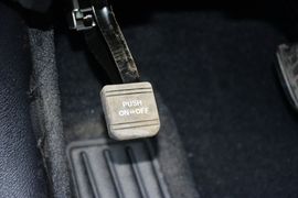 2015款丰田皇冠2.5L尊享版