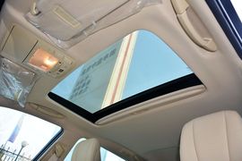 2015款丰田皇冠2.5L尊享版