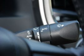 2015款丰田皇冠2.5L尊享版