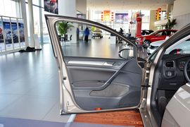 2015款大众高尔夫1.4TSI自动舒适型