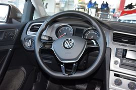 2015款大众高尔夫1.4TSI自动舒适型