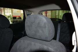 2014款日产骐达1.6L