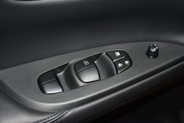 2014款日产骐达1.6L