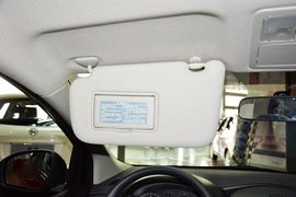 2014款日产骐达1.6L