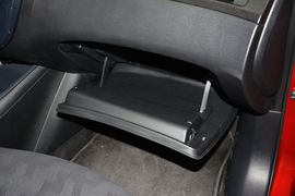 2014款日产骐达1.6L