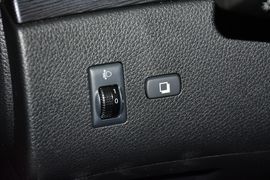 2014款日产骐达1.6L