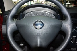 2014款日产骐达1.6L