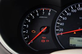 2015款日产贵士3.5L