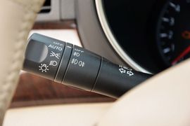 2015款日产贵士3.5L