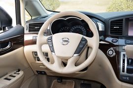 2015款日产贵士3.5L