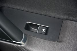 2015款大众迈腾1.8TSI领先型