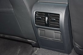 2015款大众迈腾1.8TSI领先型