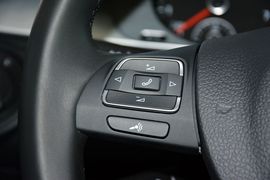 2015款大众迈腾1.8TSI领先型