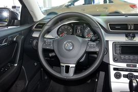 2015款大众迈腾1.8TSI领先型