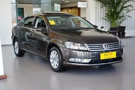 2015款大众迈腾1.8TSI领先型