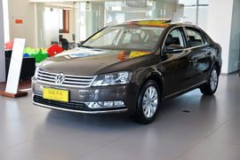 2015款大众迈腾1.8TSI领先型