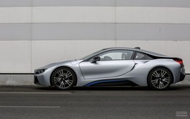 2015款宝马i8插电混动跑车试驾实拍