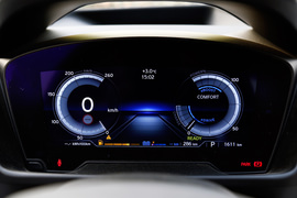 2015款宝马i8插电混动跑车试驾实拍