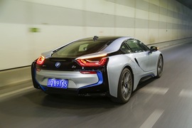 2015款宝马i8插电混动跑车试驾实拍