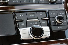 2014款奥迪A8L