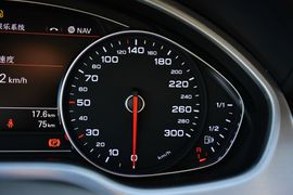 2014款奥迪A8L
