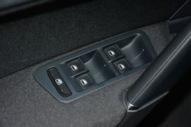 2015款大众高尔夫1.6L自动舒适型